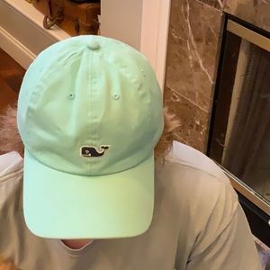 Mint Vineyard Vines Hat (Dog not included)